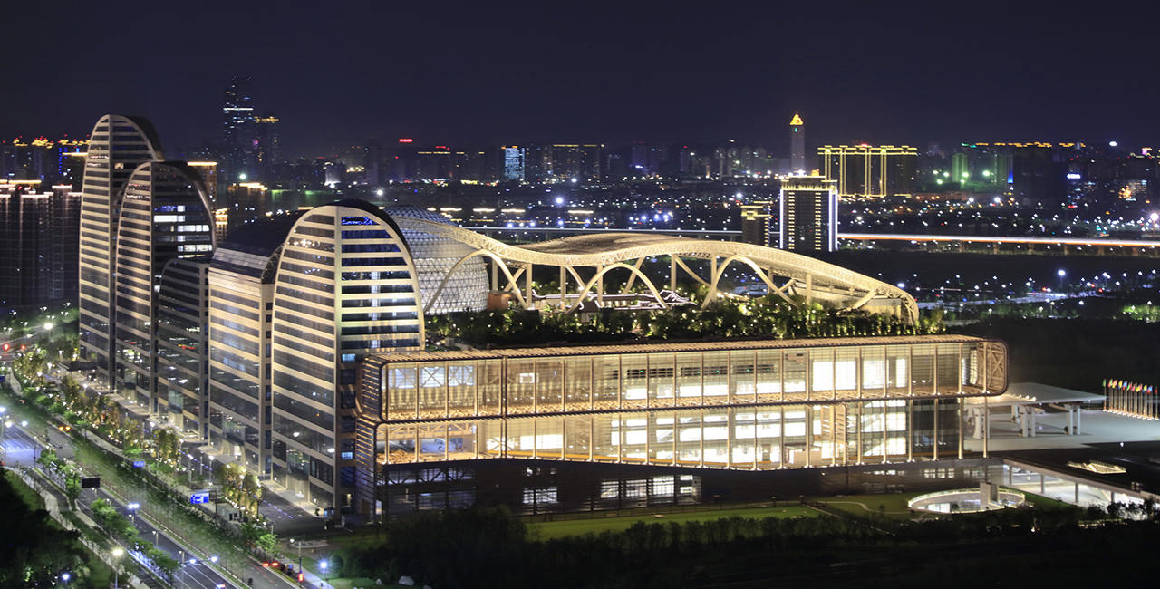 杭州奥体博览城国际会议中心 夜景1.jpg